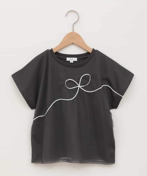 a.v.v（アーヴェヴェ）の「【接触冷感/ジメジメ対策】[100-160]リボンテープチュールドッキングTシャツ（Tシャツ/カットソー・キッズ・チャコールグレー/ホワイト・110/100/120/130/140/150/160）」の4枚目の写真