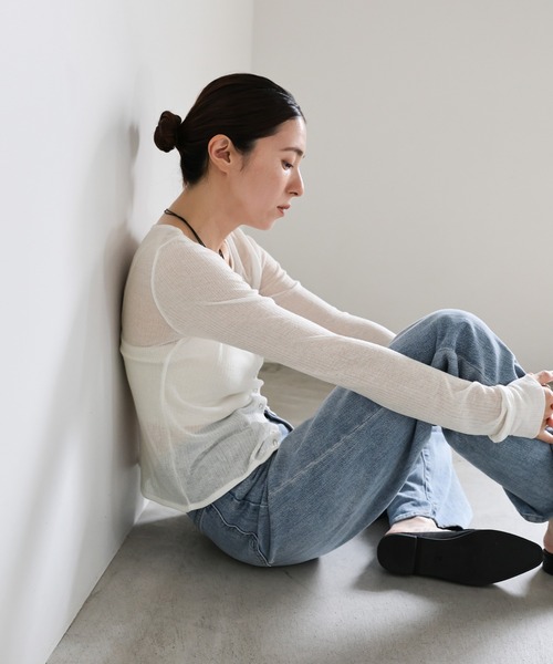 select MOCA（セレクトモカ）の「シアーテレコカーディガン（カーディガン/ボレロ・レディース・ブラック/グレー/オフホワイト/ボルドー・FREE）」の14枚目の写真