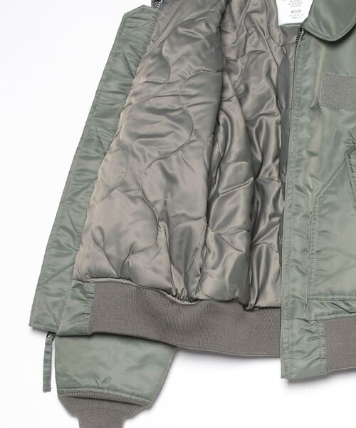 AVIREX（アヴィレックス）の「CWU 45-P COMMERCIAL / CWU 45-P コマーシャル / AVIREX / アヴィレックス（MA-1・メンズ・ブラック/ロイヤルブルー/セージグリーン・XX-LARGE/LARGE/MEDIUM/X-LARGE）」の7枚目の写真