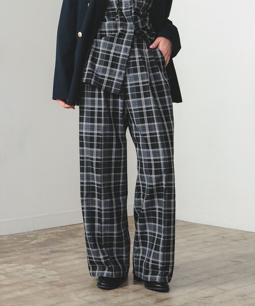 BEAMS HEART（ビームスハート）の「チェック スラックス ワイド パンツ（スラックス・レディース・ブラック/ブラウン・FREE）」の4枚目の写真