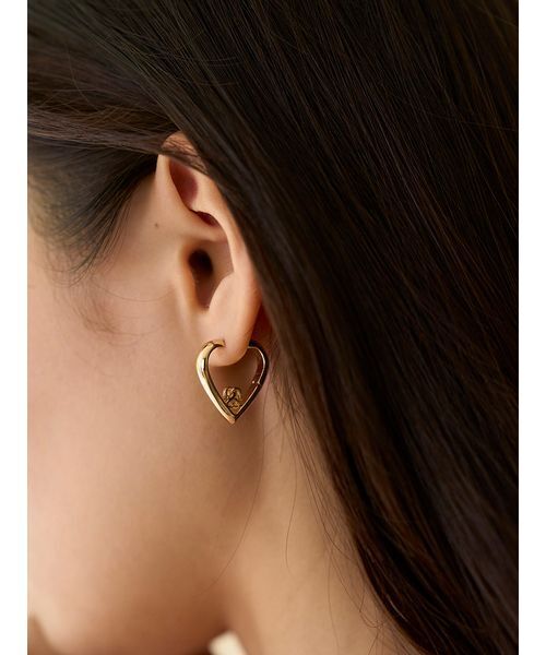 SNIDEL(スナイデル)の「ハートフープピアス(ピアス(両耳用)・レディース・シルバー/ゴールド・F)」の15枚目の写真