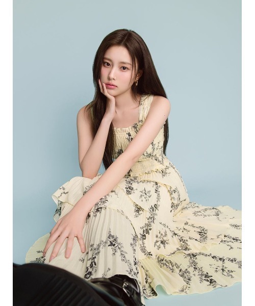 SNIDEL(スナイデル)の「ハートフープピアス(ピアス(両耳用)・レディース・シルバー/ゴールド・F)」の7枚目の写真