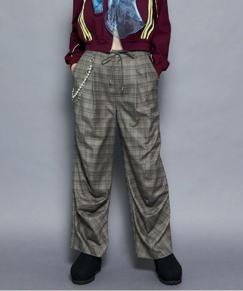 MAISON SPECIAL(メゾンスペシャル)の「With Chain Belt Draped Hem Slacks/チェーンベルト付きドレープヘムスラックス【MAISON SPECIAL/メゾンスペシャル】■セットアップ対応■(スラックス・レディース・グレー/ベージュ/ネイビー・36/38)」の1枚目の写真