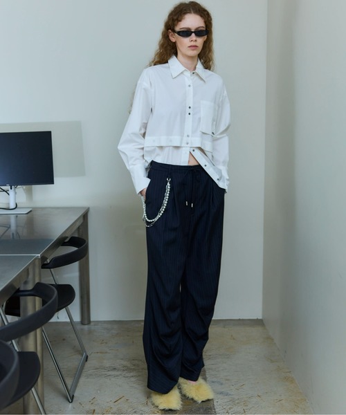 MAISON SPECIAL(メゾンスペシャル)の「With Chain Belt Draped Hem Slacks/チェーンベルト付きドレープヘムスラックス【MAISON SPECIAL/メゾンスペシャル】■セットアップ対応■(スラックス・レディース・グレー/ベージュ/ネイビー・36/38)」の14枚目の写真
