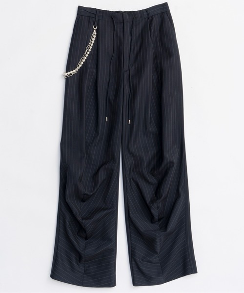 MAISON SPECIAL(メゾンスペシャル)の「With Chain Belt Draped Hem Slacks/チェーンベルト付きドレープヘムスラックス【MAISON SPECIAL/メゾンスペシャル】■セットアップ対応■(スラックス・レディース・グレー/ベージュ/ネイビー・36/38)」の5枚目の写真