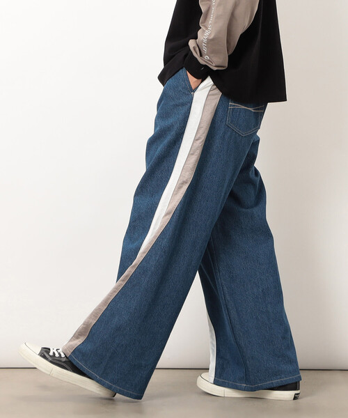 Purple&Yellow（パープルアンドイエロー）の「デニム×サテンラインワイドバギーパンツ（デニムパンツ・メンズ・インディゴブルー/ブラック・X-SMALL/SMALL/MEDIUM/LARGE）」の22枚目の写真