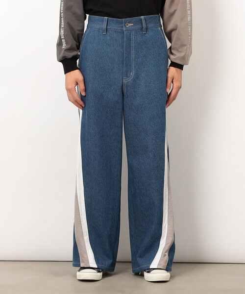 Purple&Yellow（パープルアンドイエロー）の「デニム×サテンラインワイドバギーパンツ（デニムパンツ・メンズ・インディゴブルー/ブラック・X-SMALL/SMALL/MEDIUM/LARGE）」の3枚目の写真