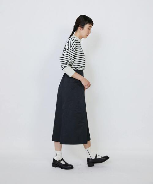 LOISIR(ロワズィール)の「【MTサイズ有り】エステルコットンタフタミモレスカート(スカート・レディース・ブラック/レッド・MT/M)」の6枚目の写真