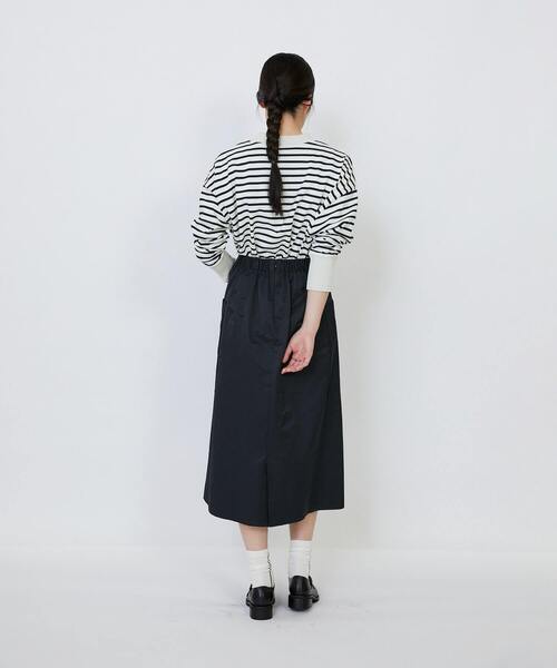 LOISIR(ロワズィール)の「【MTサイズ有り】エステルコットンタフタミモレスカート(スカート・レディース・ブラック/レッド・MT/M)」の7枚目の写真