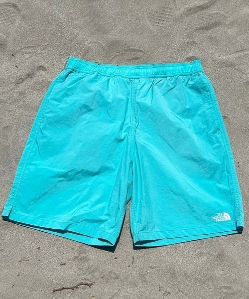 THE NORTH FACE（ザノースフェイス）の「THE NORTH FACE/ザ・ノース・フェイス バーサタイルミッド/VERSATILE MID 撥水/水陸両用/ワンポイント ナイロンショーツ NB42331（その他パンツ・メンズ・オレンジ/エメラルド・S/M/L/XL）」の2枚目の写真