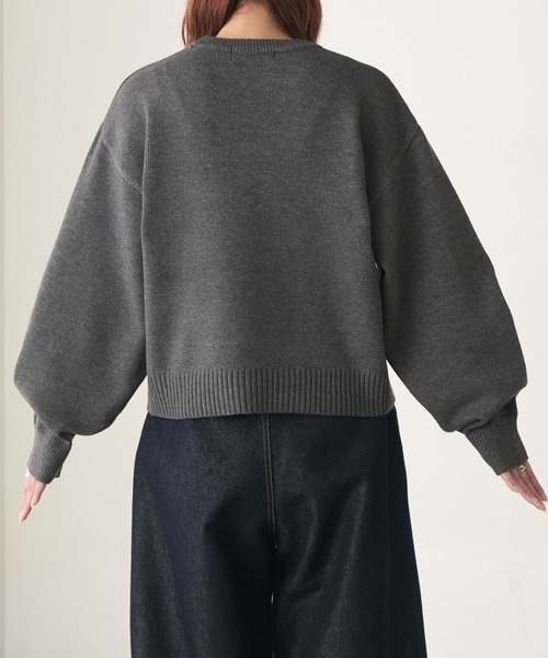 BONLECILL(ボンルシール)の「フェザーふわふわDOGジャガードニットプルオーバー(ニット/セーター・レディース・チャコールグレー/ネイビー/ブラック/アイボリー・FREE)」の6枚目の写真