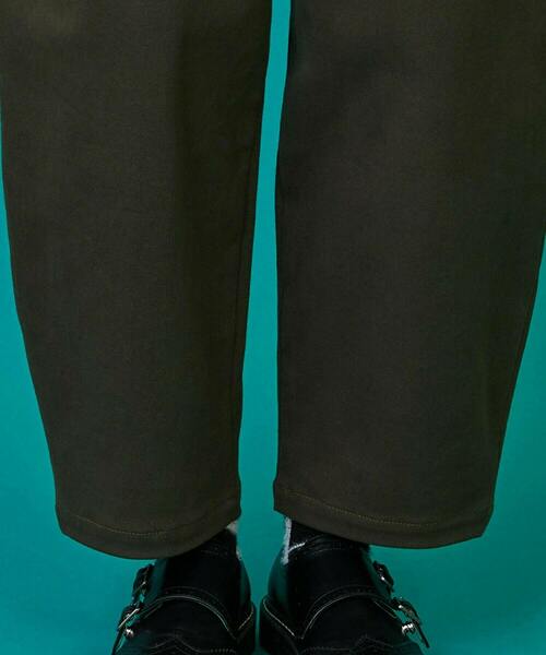 FRAPBOIS(フラボア)の「カーブツイル パンツ(その他パンツ・レディース・キナリ/グリーン/オリーブ・0/1)」の7枚目の写真