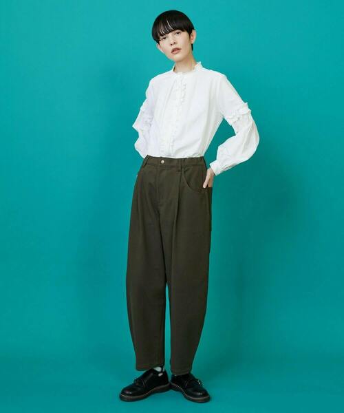 FRAPBOIS(フラボア)の「カーブツイル パンツ(その他パンツ・レディース・キナリ/グリーン/オリーブ・0/1)」の11枚目の写真