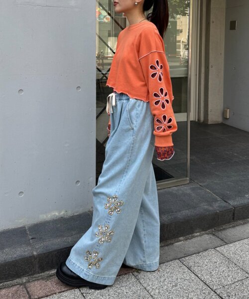 HELLO.SANFRANCISCO(ハローサンフランシスコ)の「【HELLO.SANFRANCISCO/ハローサンフランシスコ】2WAYフラワーカットスウェットカーデ(スウェット・レディース・グレー/チャコールグレー/オレンジ/パープル・ONE SIZE)」の10枚目の写真