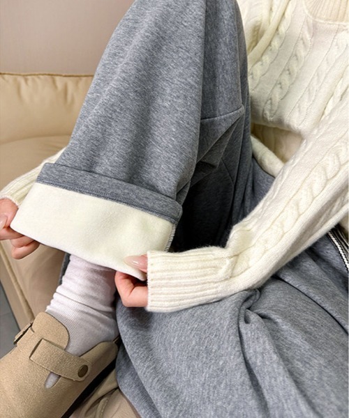 kirakiraShop(キラキラショップ)の「裏起毛 ワイド スウェット パンツ(スラックス・レディース・オートミール/グレー/ブラック/イエロー・S/M/L/XL)」の11枚目の写真