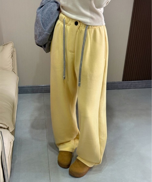 kirakiraShop(キラキラショップ)の「裏起毛 ワイド スウェット パンツ(スラックス・レディース・オートミール/グレー/ブラック/イエロー・S/M/L/XL)」の5枚目の写真