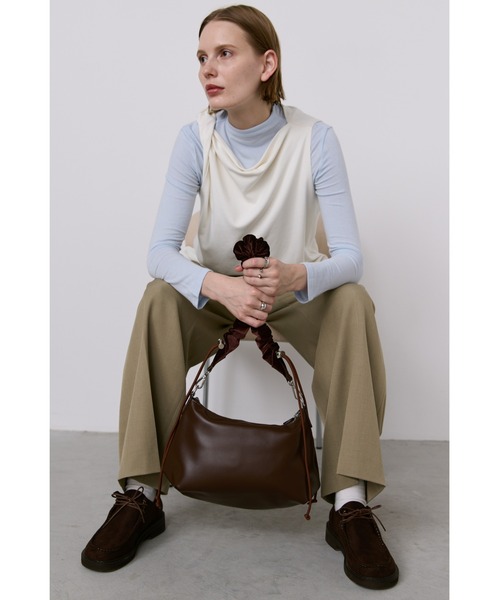 un/neu(アンノイ)の「スウェードモカシンシューズ / select item(モカシン/デッキシューズ・レディース・ブラック/ブラウン・LARGE/MEDIUM/SMALL)」の15枚目の写真