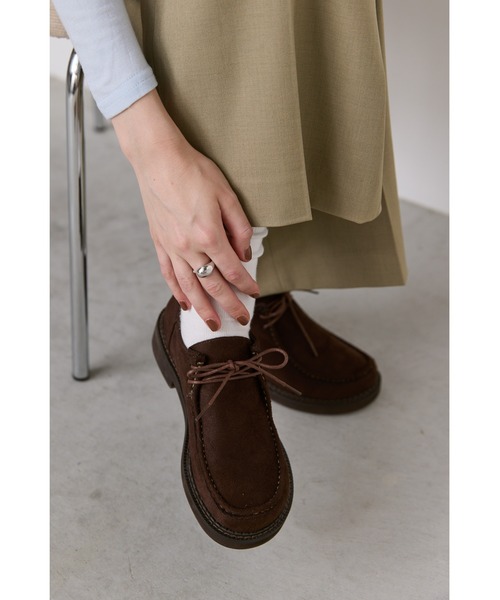 un/neu(アンノイ)の「スウェードモカシンシューズ / select item(モカシン/デッキシューズ・レディース・ブラック/ブラウン・LARGE/MEDIUM/SMALL)」の22枚目の写真