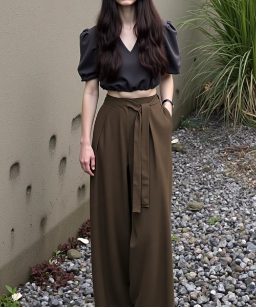 cammie(キャミー)の「ウエストリボンワイドストレートタックパンツ(スラックス・レディース・ブラック/グレー/ブラウン・M/L)」の13枚目の写真