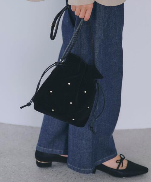 grove（グローブ）の「スタッズスエード調巾着ショルダー（ショルダーバッグ・レディース・ナチュラル/ブラック/ボルドー・00）」の4枚目の写真