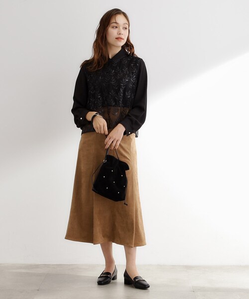 grove（グローブ）の「スタッズスエード調巾着ショルダー（ショルダーバッグ・レディース・ナチュラル/ブラック/ボルドー・00）」の6枚目の写真