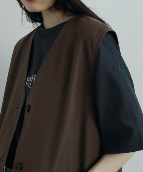 anuke（アンヌーク）の「[anuke/アンヌーク] Vネック ステッチベスト（ベスト・レディース・ブラウン/ベージュ・F）」の7枚目の写真