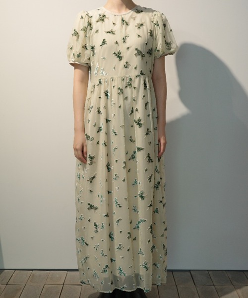 美品　CLANE SLANT DROP PUFF ONE PIECE サイズ1 CLANE（クラネ）の「SLANT DROP PUFF ONE PIECE（ワンピース