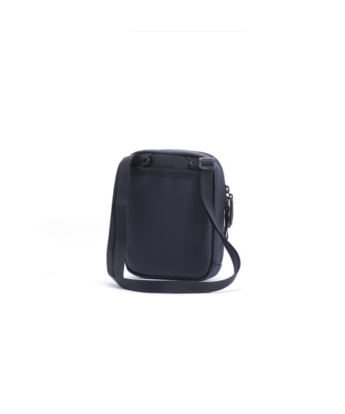 CHROME（クローム）の「［ CHROME / クローム ］PAC POUCH 2L / パック ポーチ 2L 耐水（ボディバッグ/ウエストポーチ・メンズ・ブラック系その他/ブラック系その他2・FREE）」の5枚目の写真