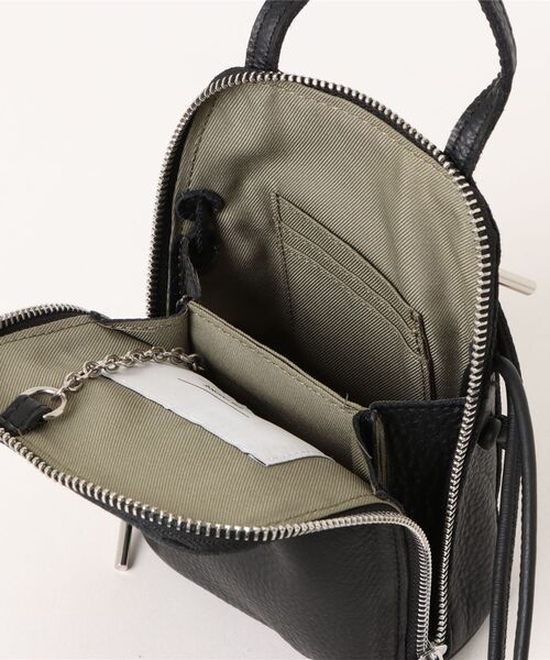 Beau're(ヴュレ)の「BEAURE New ブガッティ型 2Way ミニ ショルダー Bag(ショルダーバッグ・レディース・ネイビー/ブラウン/アイボリー/ブラック/シルバー・FREE)」の13枚目の写真