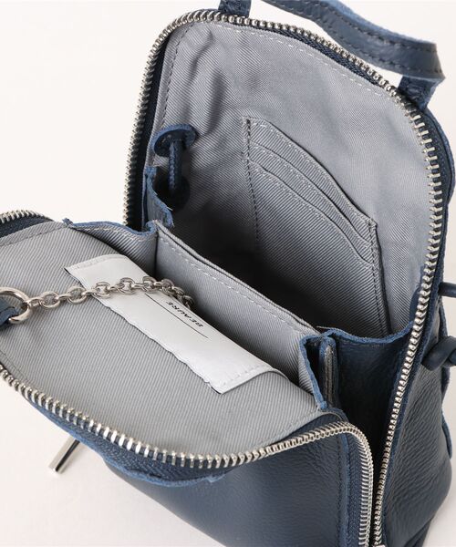 Beau're(ヴュレ)の「BEAURE New ブガッティ型 2Way ミニ ショルダー Bag(ショルダーバッグ・レディース・ネイビー/ブラウン/アイボリー/ブラック/シルバー・FREE)」の17枚目の写真
