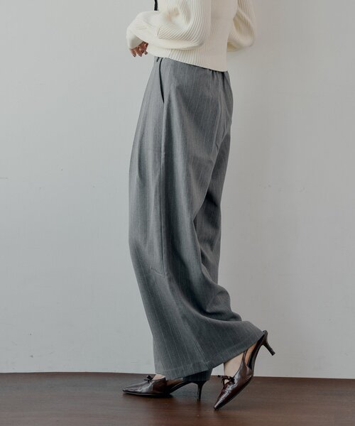 Chico（チコ）の「【SALON by Chico】取り外しフリルルーズスラックス