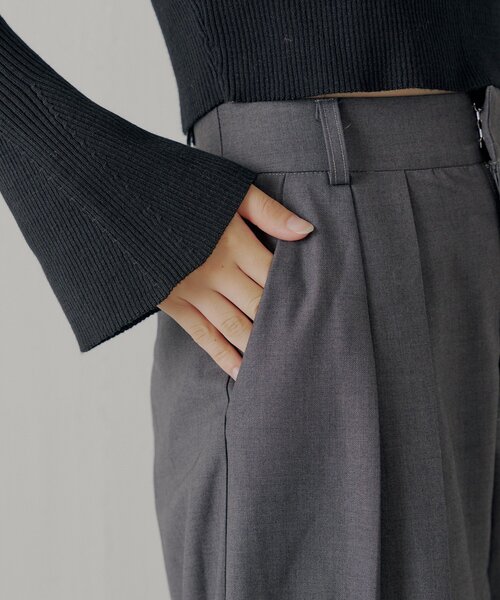 Chico（チコ）の「【SALON by Chico】取り外しフリルルーズスラックスパンツ（その他パンツ・レディース・グレー/グレー系その他2/ブラック/ブラウン系その他2/ブラック系その他2/グレー系その他3/ブルー系その他3・FREE/SMALL）」の15枚目の写真