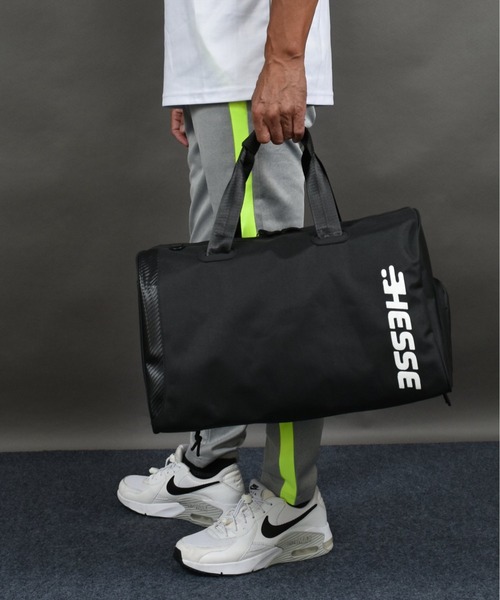 COMON GOLF(コモンゴルフ)の「シューズ収納 & 汚れものスペース付き 2WAYゴルフボストンバッグ(ボストンバッグ・メンズ・ブラック/ホワイト/イエロー・FREE)」の7枚目の写真