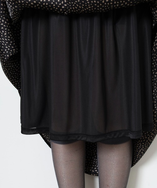 EGLANTINE(エグランティーヌ)の「EGLANTINE プリントワンピース(ワンピース・レディース・カーキ/ブラック・38)」の22枚目の写真