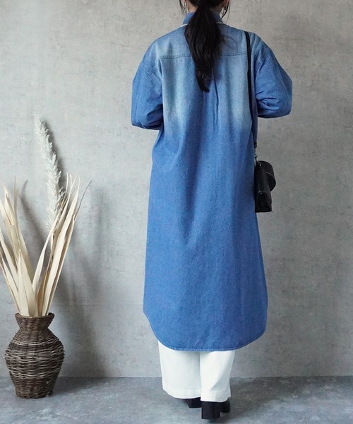 Emma（SELECT LEVERY）（エマ セレクトリベリー）の「デニムシャツワンピース（シャツワンピース・レディース・ブルー/ネイビー・MEDIUM/LARGE）」の8枚目の写真