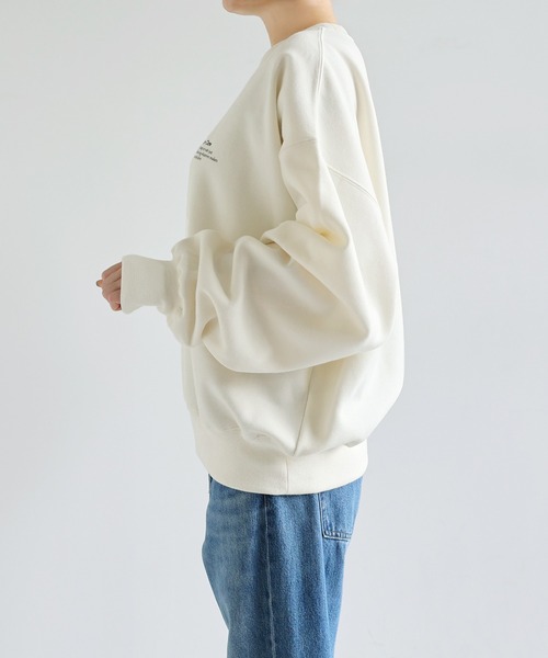 andme(アンドミー)の「裏起毛ロゴ刺繍ワンポイントスウェットトップス(スウェット・レディース・スミクロ/オートミール/キナリ・M/L)」の22枚目の写真