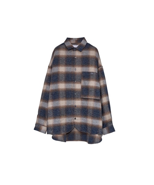 INTERPLAY(インタープレイ)の「【INTERPLAY】Regular Collar OverSize Shirt【Ombre Check】(シャツ/ブラウス・メンズ・グレー/ブルー/ベージュ・FREE)」の2枚目の写真