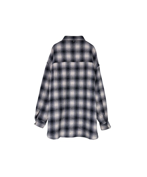 INTERPLAY(インタープレイ)の「【INTERPLAY】Regular Collar OverSize Shirt【Ombre Check】(シャツ/ブラウス・メンズ・グレー/ブルー/ベージュ・FREE)」の5枚目の写真