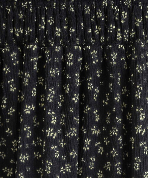 Cutie Blonde(キューティーブロンド)の「【2WAY】肩紐が取り外しできる シャーリングワンピース(ワンピース・レディース・ブラック系6/ブラック・00)」の16枚目の写真