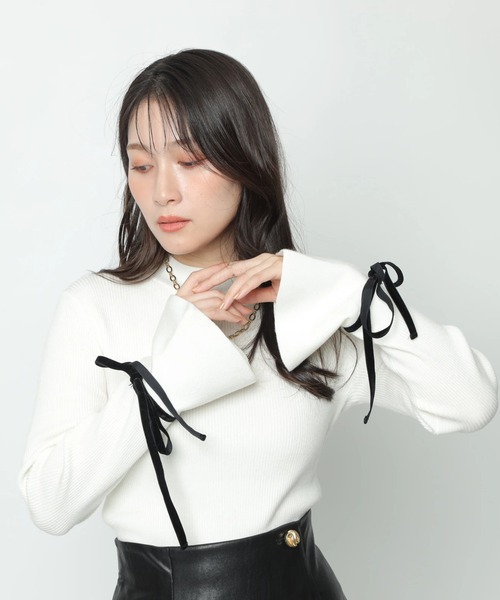 袖リボンフレアスリーブニット（ニット/セーター）｜Apuweiser-riche