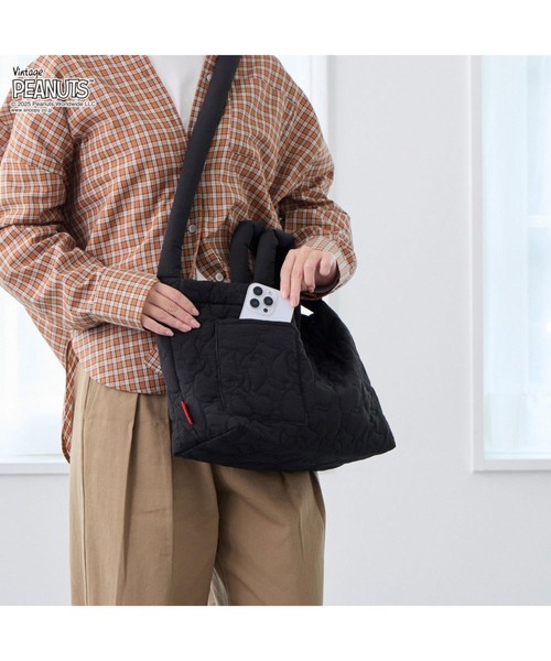 ROOTOTE(ルートート)の「ルートート / IP.ミディアム.キルト.ピーナッツ-0N(ショルダーバッグ・レディース・ブラック系1/ベージュ/ブラック系その他3/シルバー・FREE)」の13枚目の写真