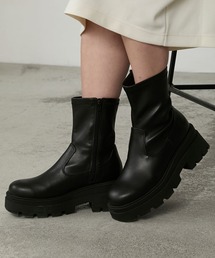 ストレッチボリュームトラックソールショートブーツブラック