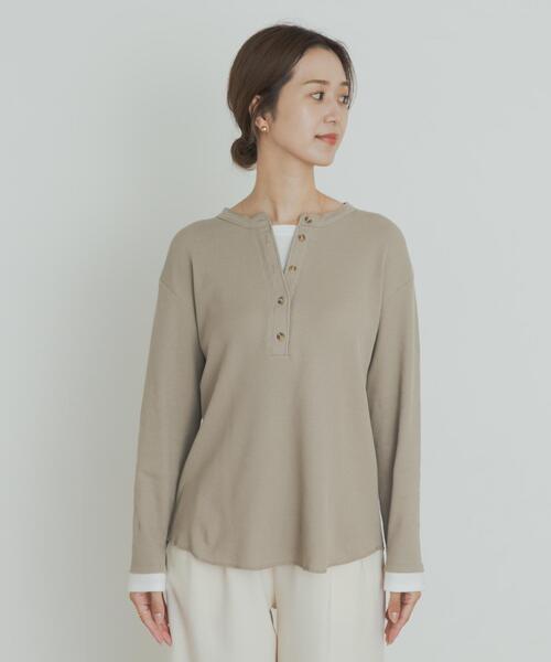 URBAN RESEARCH DOORS（アーバンリサーチドアーズ）の「レイヤード風ワッフルヘンリープルオーバー（Tシャツ/カットソー・レディース・チャコールグレー/ベージュ系その他・MEDIUM）」の10枚目の写真