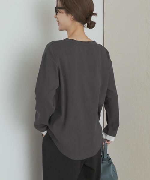 URBAN RESEARCH DOORS（アーバンリサーチドアーズ）の「レイヤード風ワッフルヘンリープルオーバー（Tシャツ/カットソー・レディース・チャコールグレー/ベージュ系その他・MEDIUM）」の22枚目の写真