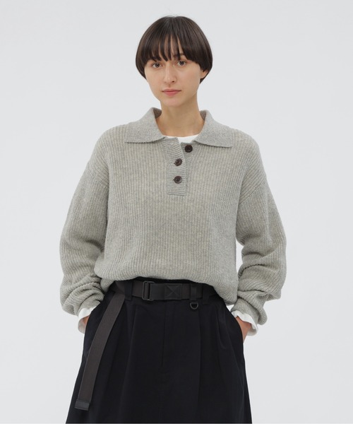 MHL.（エムエイチエル）の「WASHABLE DRY WOOL（ニット/セーター・レディース・ライトグレー/チャコール・2）」の2枚目の写真