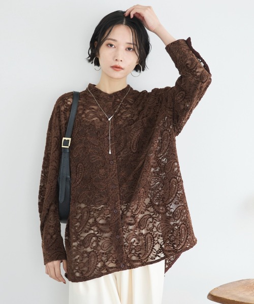 Doux archives（ドゥアルシーヴ）の「フロッキーレースバンドカラーシャツ（シャツ/ブラウス・レディース・ブラック/オフホワイト/ブラウン・FREE）」の3枚目の写真