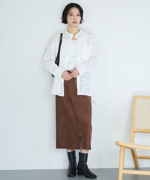 Doux archives（ドゥアルシーヴ）の「フロッキーレースバンドカラーシャツ（シャツ/ブラウス・レディース・ブラック/オフホワイト/ブラウン・FREE）」の5枚目の写真