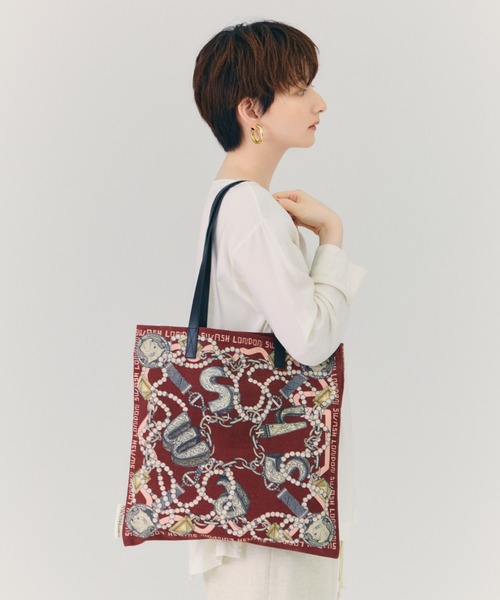 SWASH LONDON(スウォッシュロンドン)の「トートバッグ コットンプリント "ファンタジスタ"(トートバッグ・レディース・ワイン/ベビーピンク/ターコイズブルー/グリーン/レッド系その他/ネイビー・FREE)」の6枚目の写真