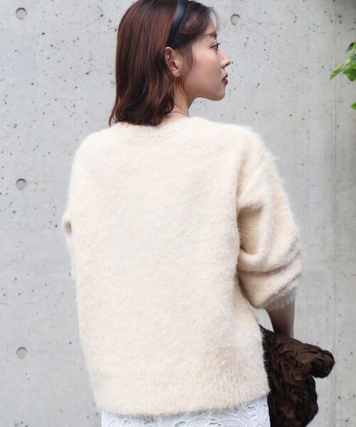 le.coeur blanc（ルクールブラン）の「《手洗い可能》ソフトシャギーニットプルオーバー（ニット/セーター・レディース・ピンク/アイボリー/グレー/キャメル・38）」の5枚目の写真