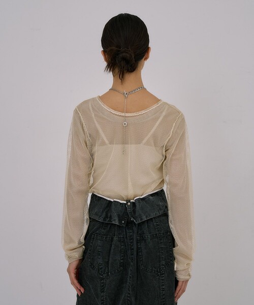 UNITED TOKYO(ユナイテッドトウキョウ)の「【残りわずか!】Lame Mesh & Tule Top|ウォッシャブル/オケージョン/レイヤード/シアートップス/ロンT/春服(Tシャツ/カットソー・レディース・アイボリー/ブラック・FREE)」の16枚目の写真